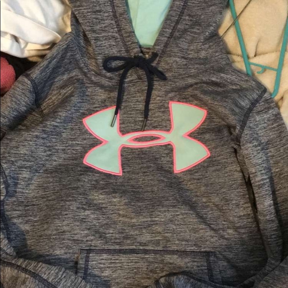 Under amour hoodie brand new size medium